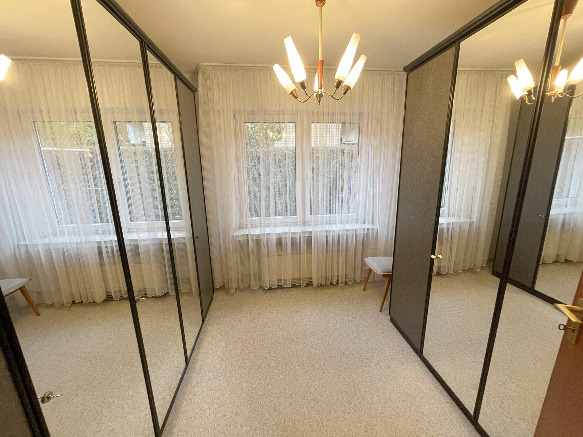 Ankleide/Arbeitszimmer