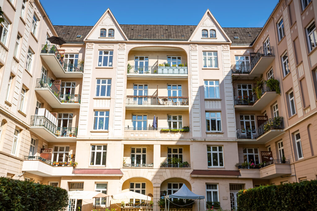 Ihre Optionen bei der Erbschaft eines Mehrfamilienhauses