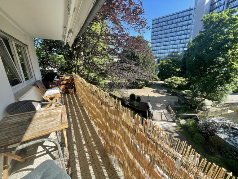 Siegburg-Zentrum: Großzügige 4-Zimmer-Wohnung mit Blick auf den Mühlengraben – eine grüne Oase