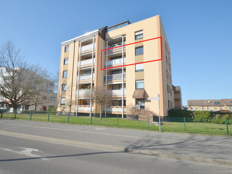 Sankt Augustin – Mülldorf:  Bequemes Wohnen auf einer Ebene – 
gutgeschnittene 4-Zimmerwohnung