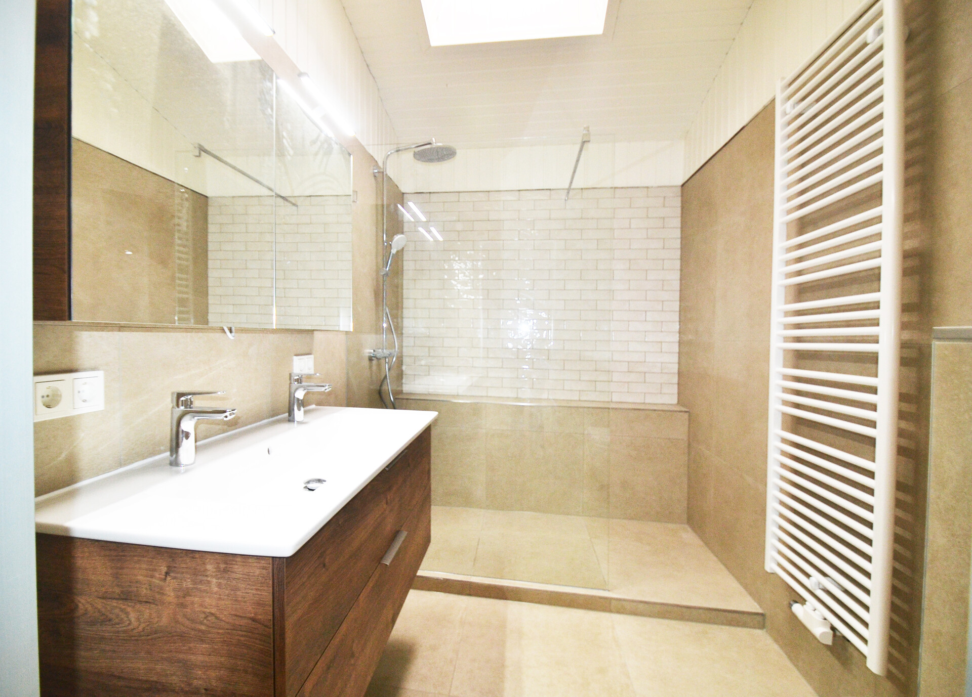 Teilansicht Badezimmer