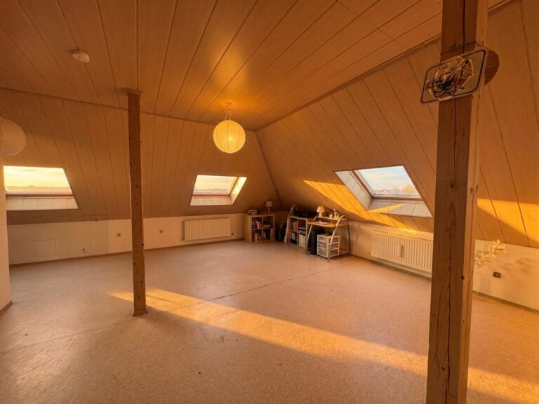 Königswinter-Ittenbach | Maisonettewohnung mit besonderem Schnitt und Charme