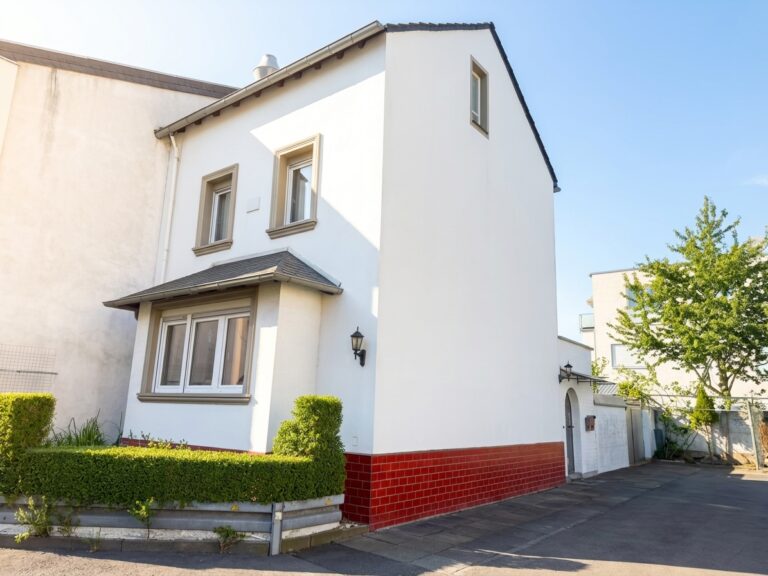 Handwerker gesucht! Liebhaberobjekt in Bad Godesberg mit Potenzial