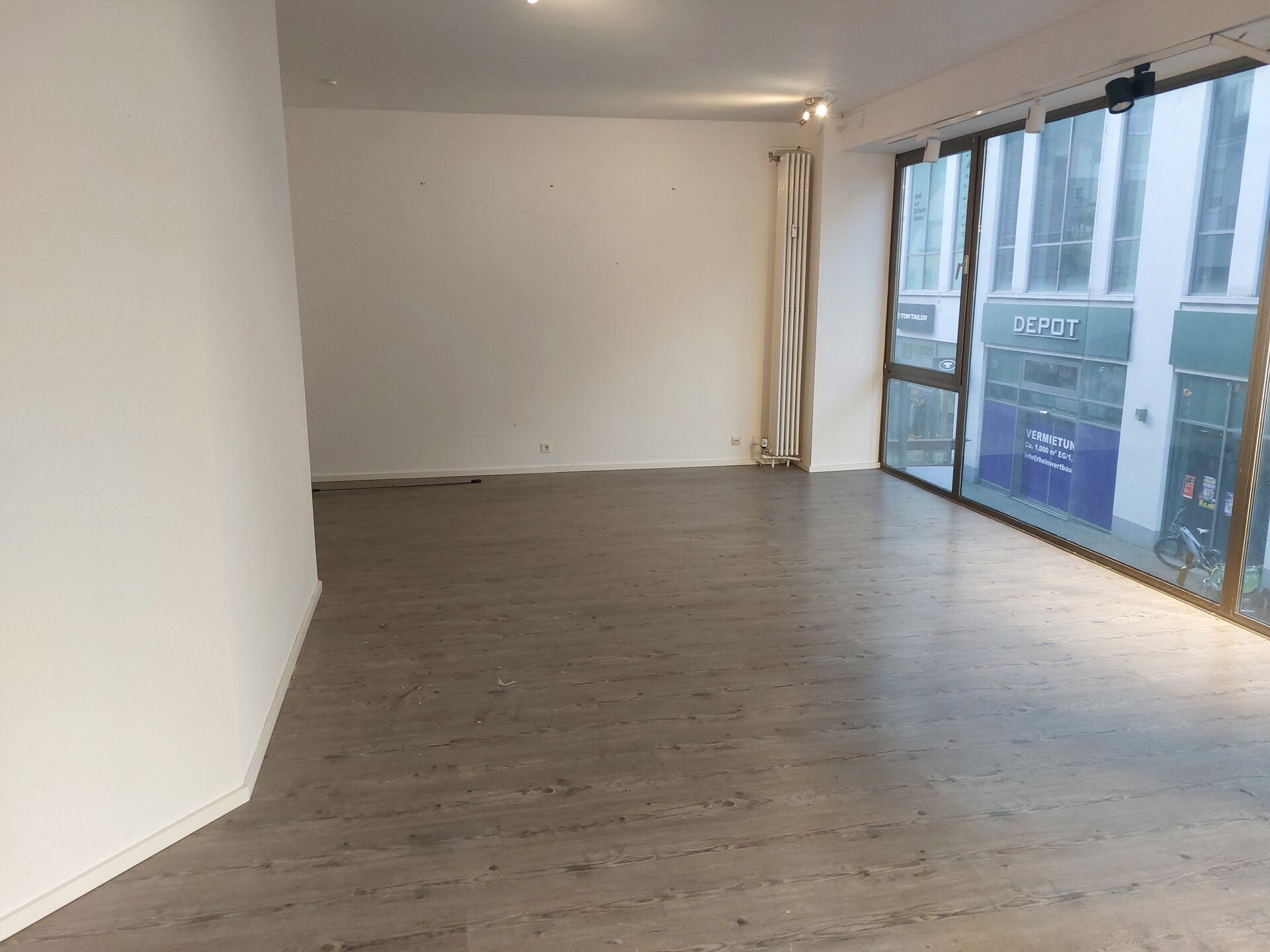 Teilansicht Bürofläche