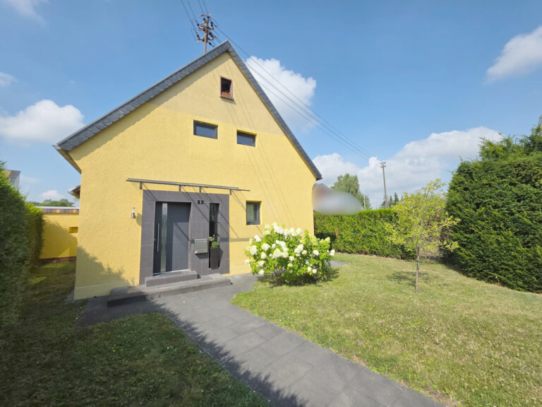 Sankt Augustin-Hangelar: Freistehendes Einfamilienhaus – Sonniger Garten & gute Lage
