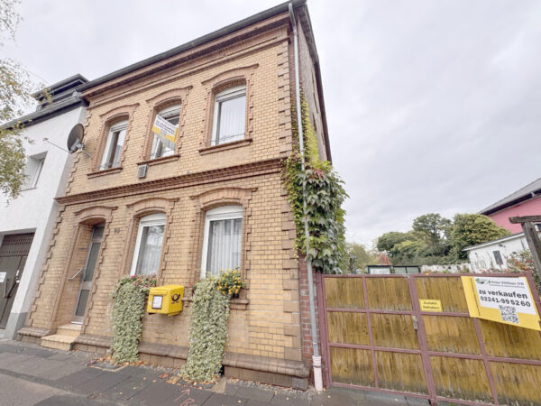 Sankt Augustin: Hier beginnt Familienglück – Einfamilienhaus mit Herz & Garten