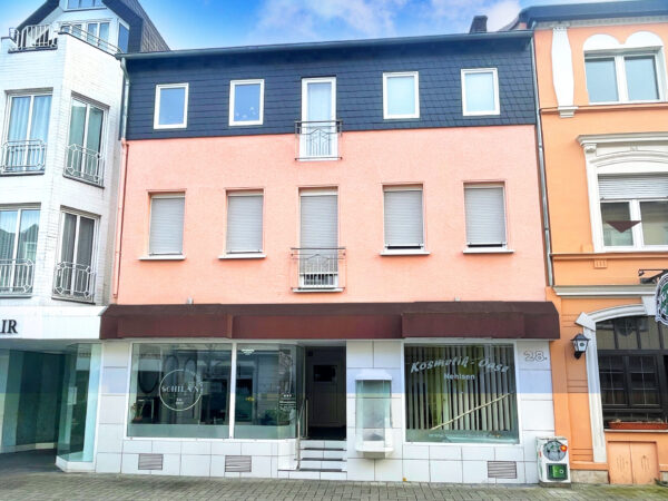 Troisdorf City: Wohn-/Geschäftshaus mittendrin-Kapitalanleger aufgepasst