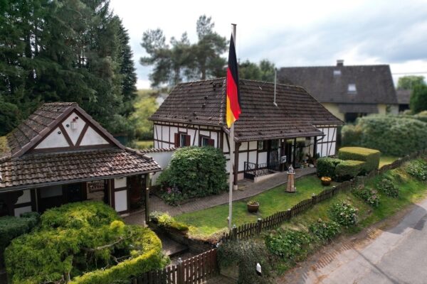 Charmantes Einfamilienhaus in Neunkirchen-Seelscheid Heister für Naturliebhaber und junge Familien