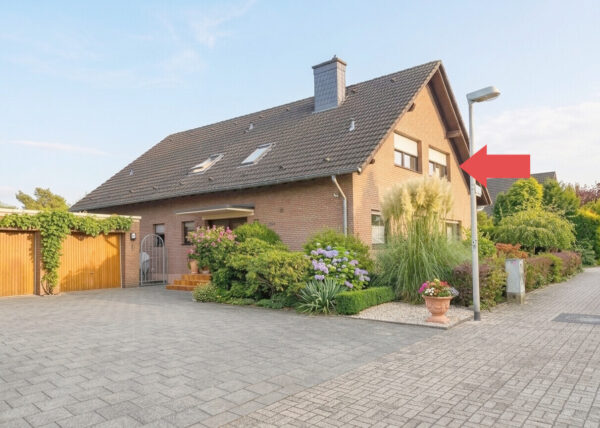 Sankt Augustin-Mülldorf: Lichtdurchflutete Loggia-Wohnung in ruhigem Wohnumfeld