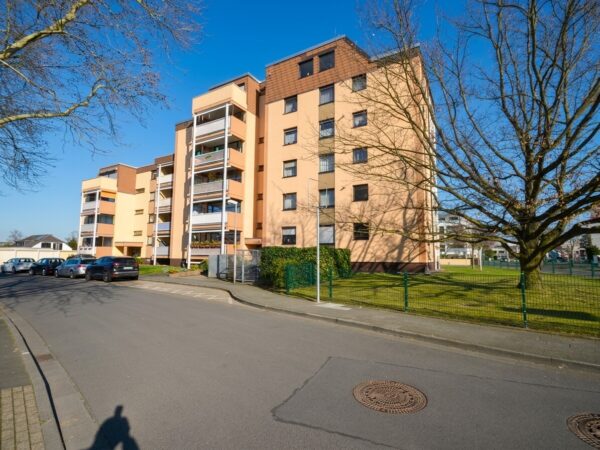 Sankt Augustin – Mülldorf: Bequemes Wohnen auf einer Ebene – gutgeschnittene 4-Zimmerwohnung