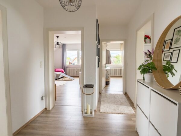 Sankt Augustin-Meindorf: Helle 3-Zimmer-Wohnung in ruhiger Wohnlage