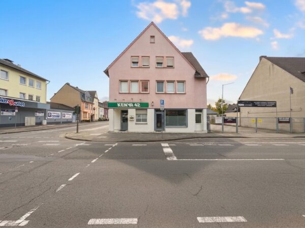 Siegburg – Rendite Objekt mit 2 Gewerbeeinheiten und 5.Wohneinheiten voll vermietet.