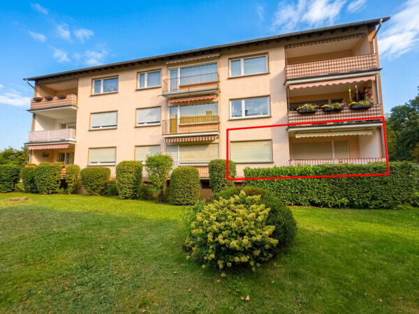 Troisdorf: Modernisierte Wohnung in ruhiger Lage, mit guter Raumaufteilung mit Garage.