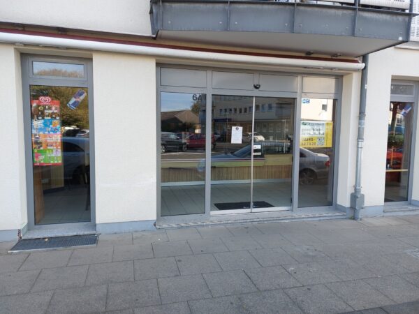 Top Lage für Bäckerei und Cafe