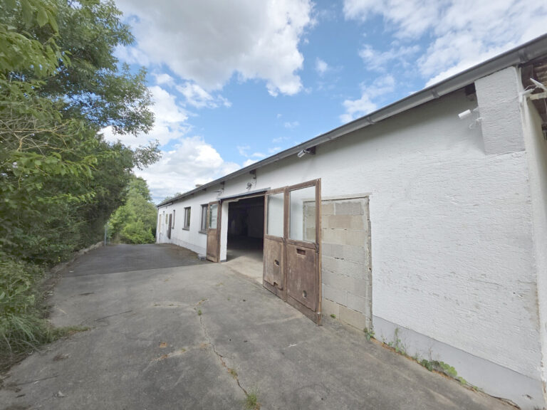 Königswinter-Heisterbacherrott: Vielseitige Halle – Ideal für stilles Gewerbe