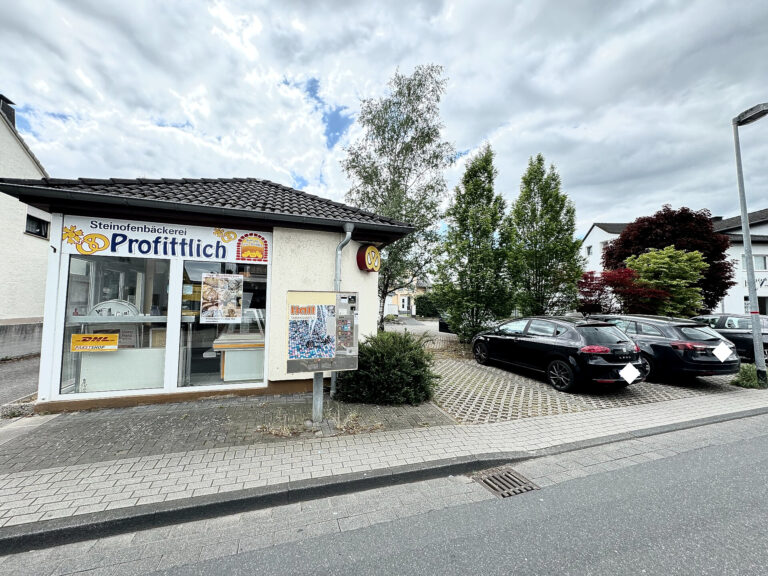 Geistingen: Helles, freistehendes Ladenlokal mit vielen Möglichkeiten